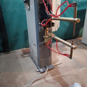 Maquina de 30 Kva Brazos de 60 cm